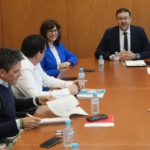 UGT firma el acuerdo para la jubilación parcial de los docentes de centros concertados